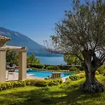 Luxury Kefalonia *