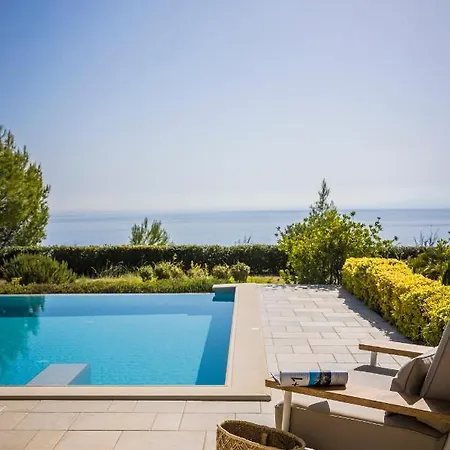 빌라 Luxury Kefalonia