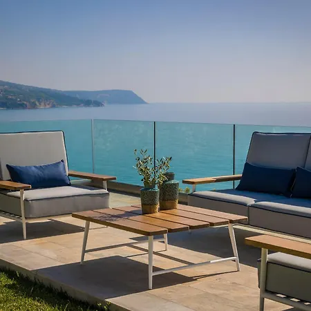 Luxury Kefalonia * 트라페자키